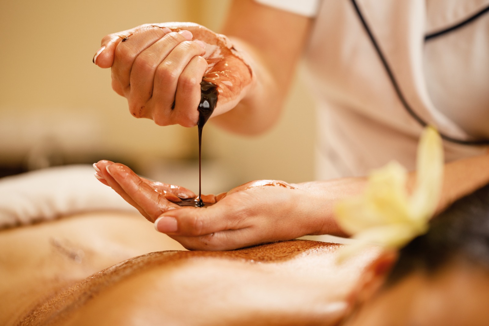 Top Benefits of Natural Body Massage  Therapy for Weight Loss